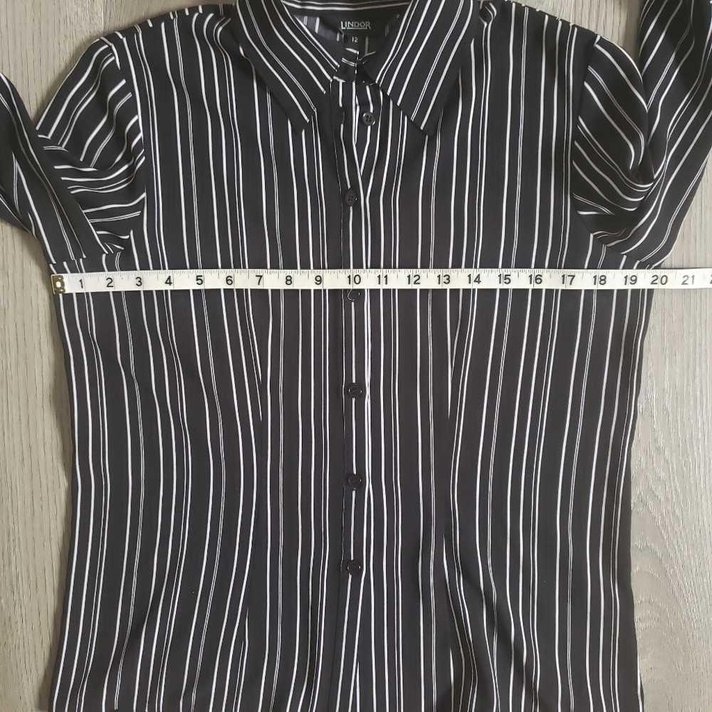 ⭐3/$25⭐ Striped Button Down Blouse - Picture 7 of 9